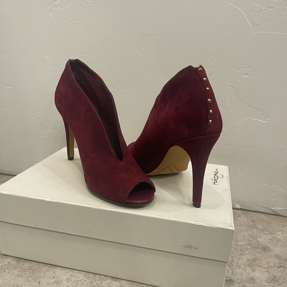 Halogen Burgundy Suede Heels - Size 11